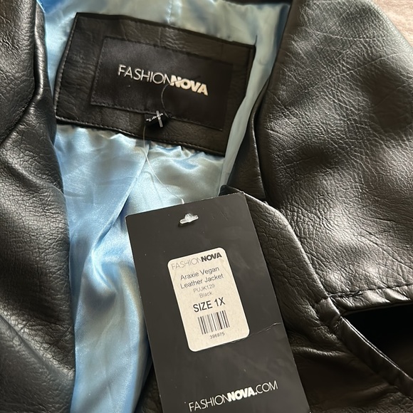 Black fashion nova leather jacket- XL - Picture 3 of 5